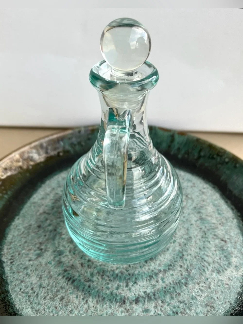 VTG Vetreria Etrusca Italy Ribbed Beehive Blue Glass Decanter Cruet W/Stopper 5”